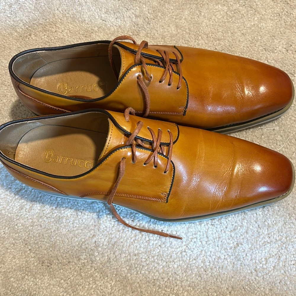 Men’s shoes